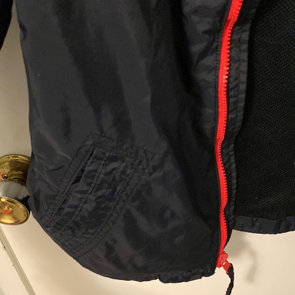 Hollister Windbreaker - Picture 3 of 9